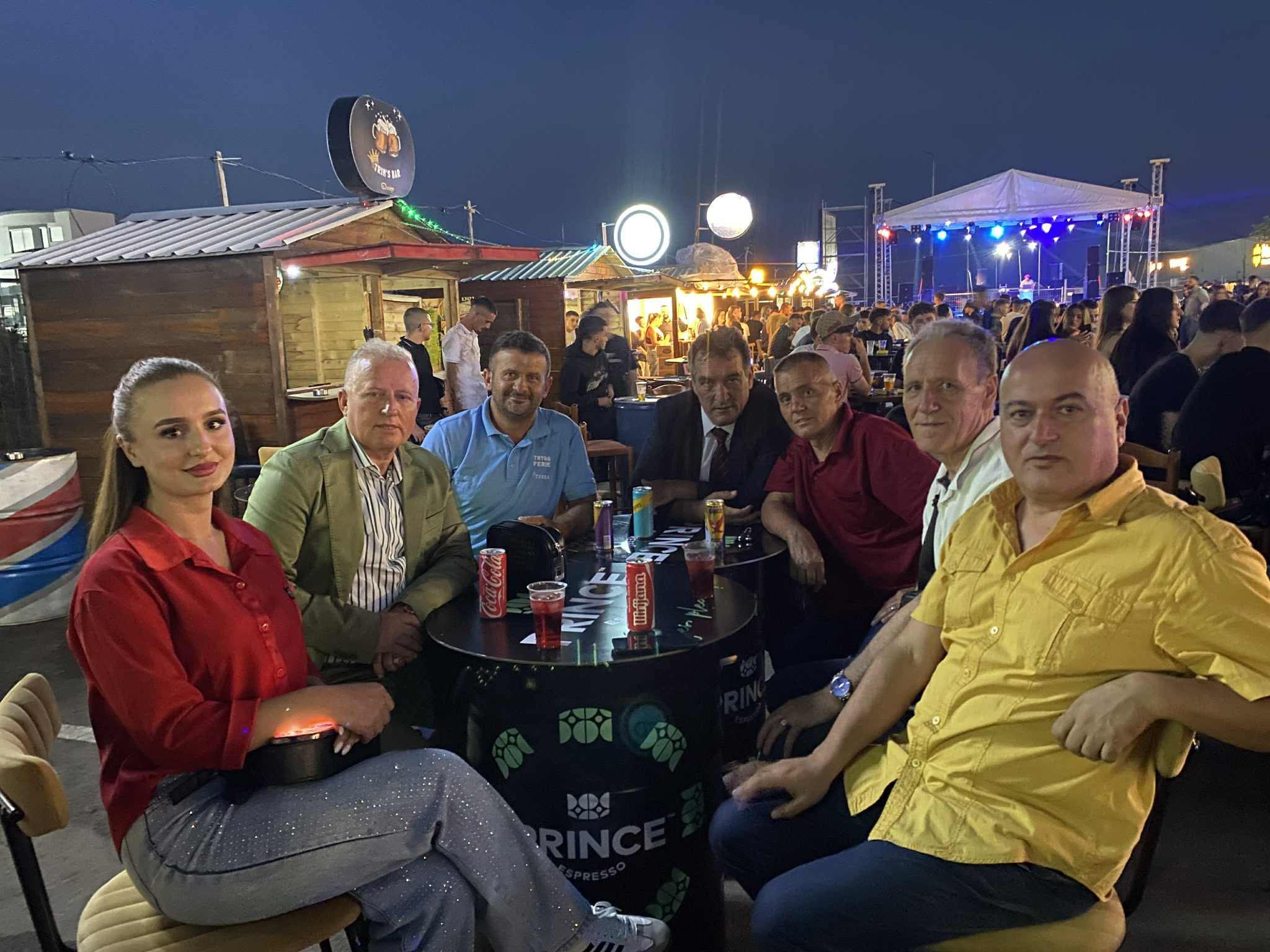Ajvaz Berisha në mesin e mërgimtarëve në Drenas   Zëri i tyre duhet të dëgjohet 